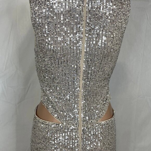 Saemdi Fitted Sequin Cut-Out Maxi Dress • Size S • Silver - Picture 4 of 13